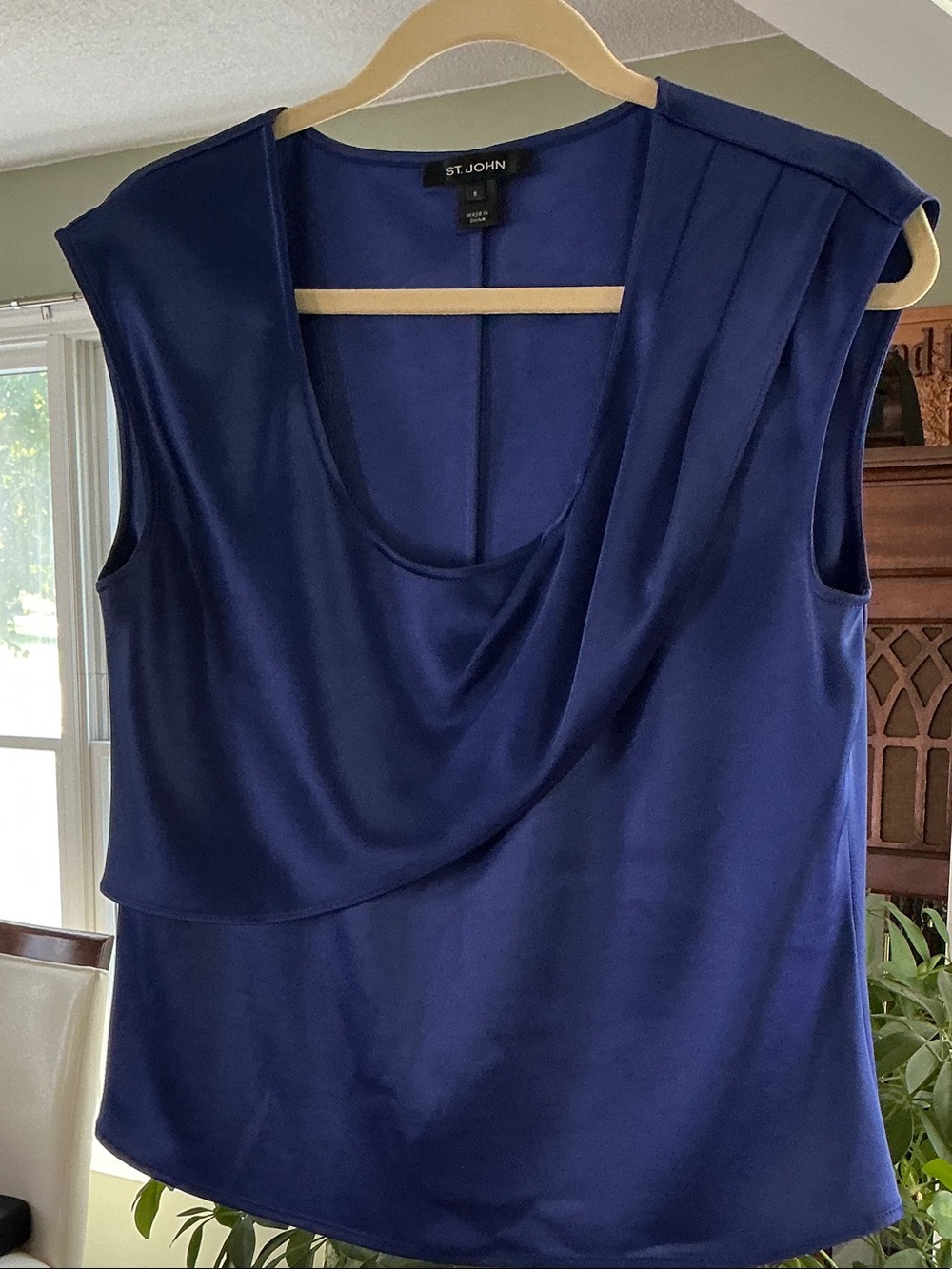 St. John Sleeveless Blouse Camisole